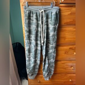 Camo Jogger sweatpants
